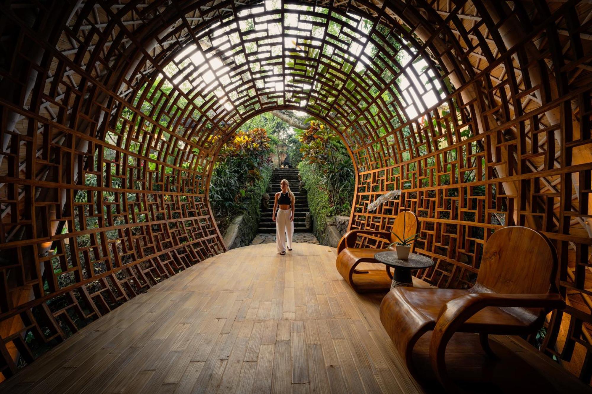 Ulaman Eco Luxury Resort Tabanan  Exterior photo